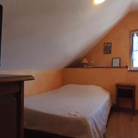 Le Marmagne Hotel Room photo